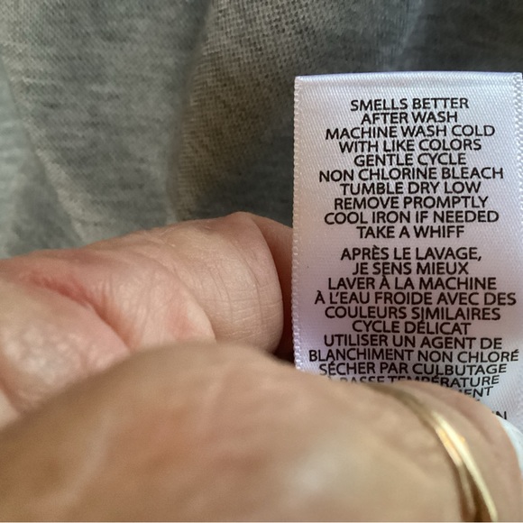 TRAVIS MATHEW Mens XL Polo Shirt  Golf  short sleeve logo front and back - Picture 8 of 10